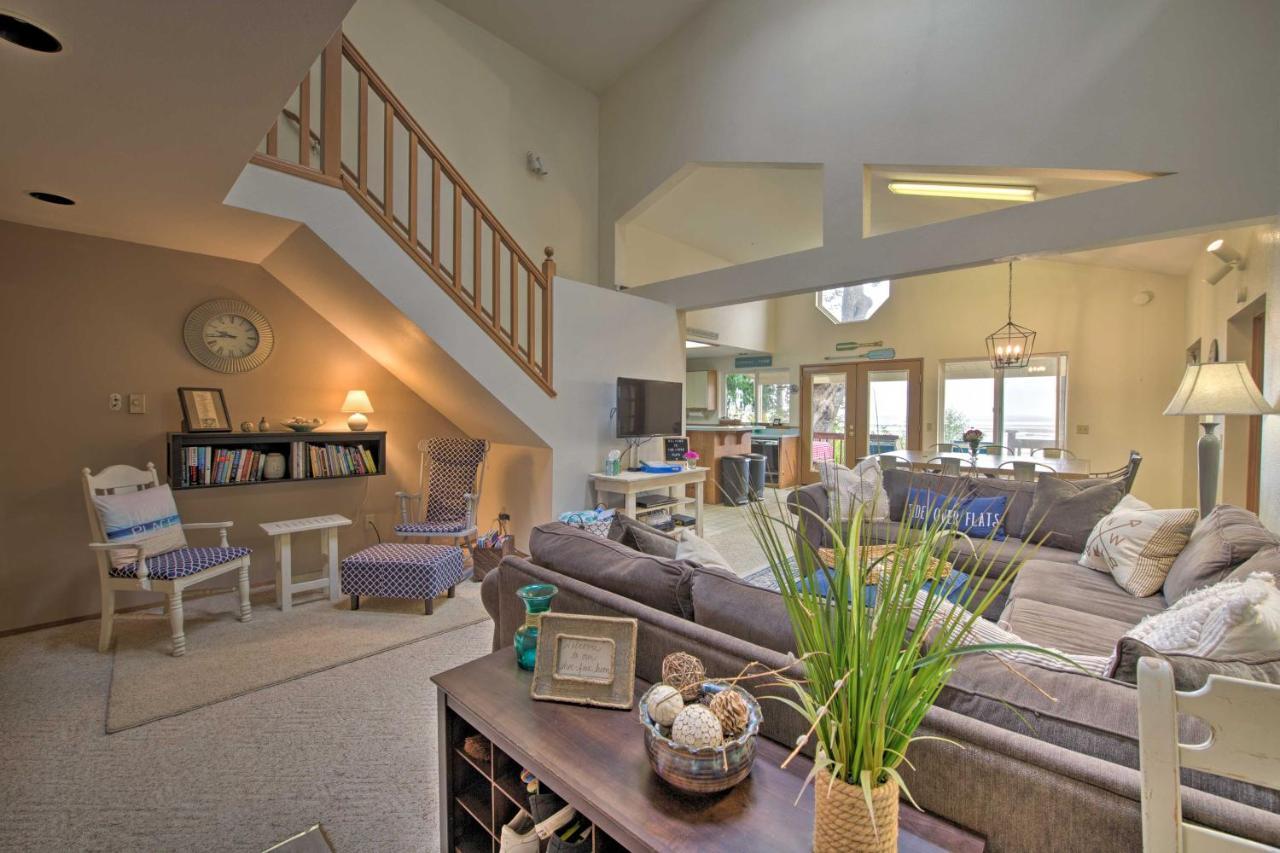 Warm Beach Hideaway With Private Beach! Stanwood المظهر الخارجي الصورة